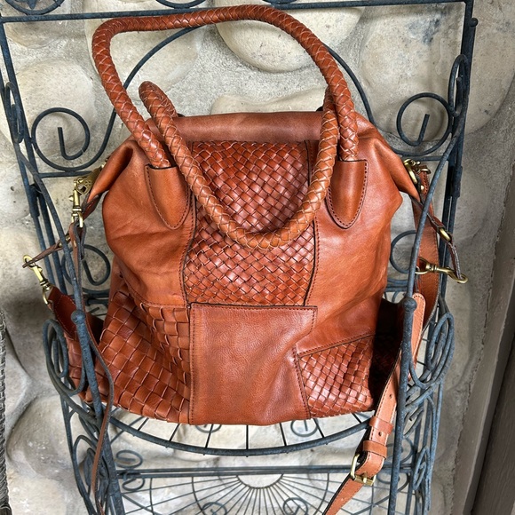 Patricia Nash Handbags - Patricia Nash Crossbody purse.